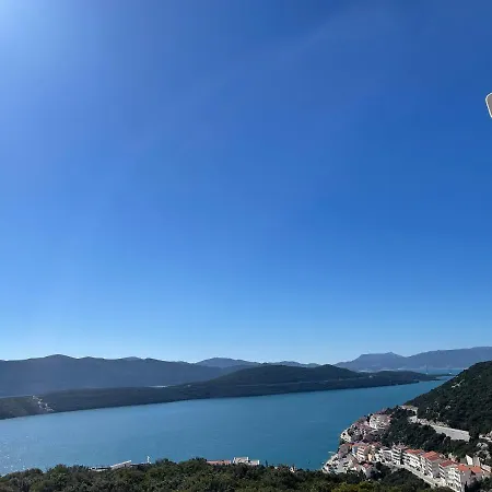 Lucija *