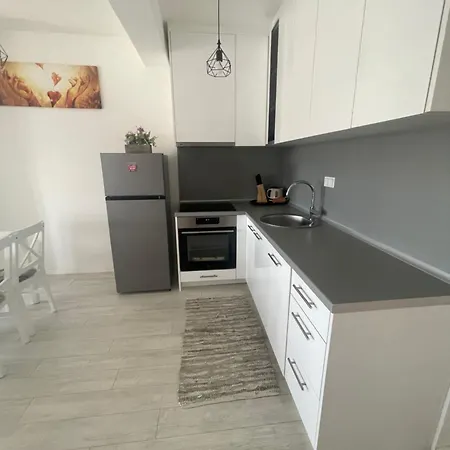 Lucija Apartament *